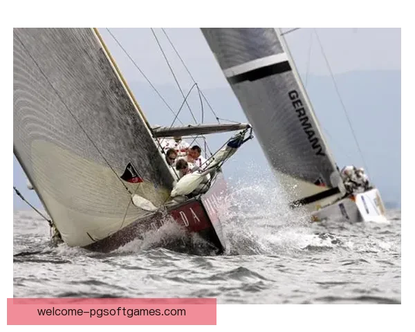 帆船比赛：挑战风浪，争锋相对