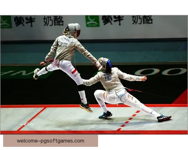 优雅之剑，飒爽登场：揭秘国际击剑赛场风云