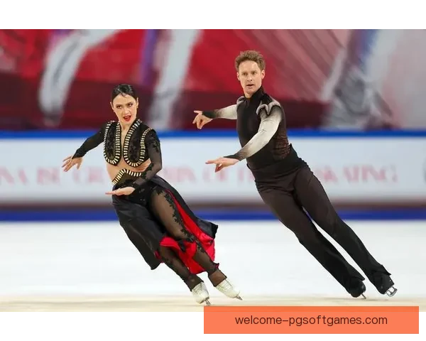 冰上舞台，自由展示探索滑冰运动的魅力