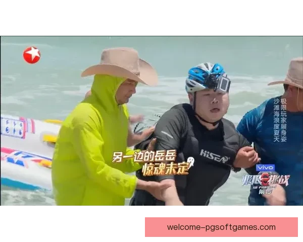 极限挑战！海浪狂潮下的冲浪高手对决